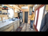 She Left California To Live In A Texas Tiny House Village – Fulfilling Her Childhood Dream