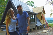 TIMELAPSE- House Built By Couple in 20 Minutes