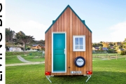 Mind-Blowing Ultra-Compact Eco Tiny House