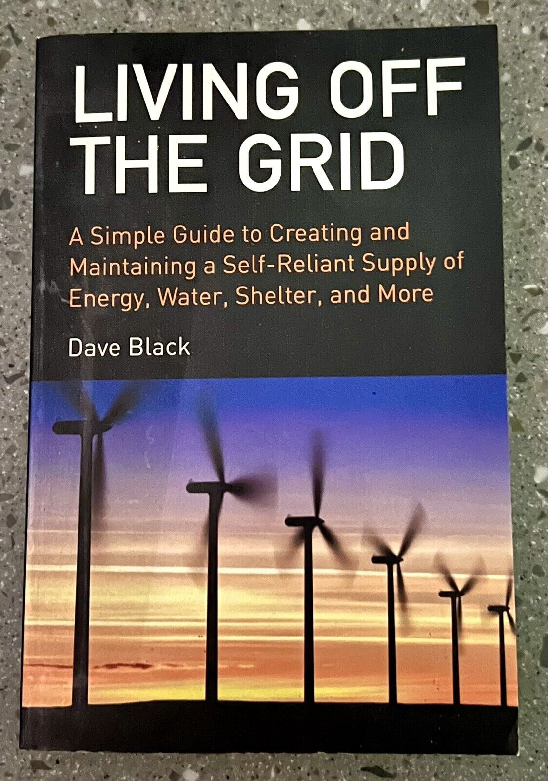 Book Living Off The Grid Book - Paperback By Black, David 2008